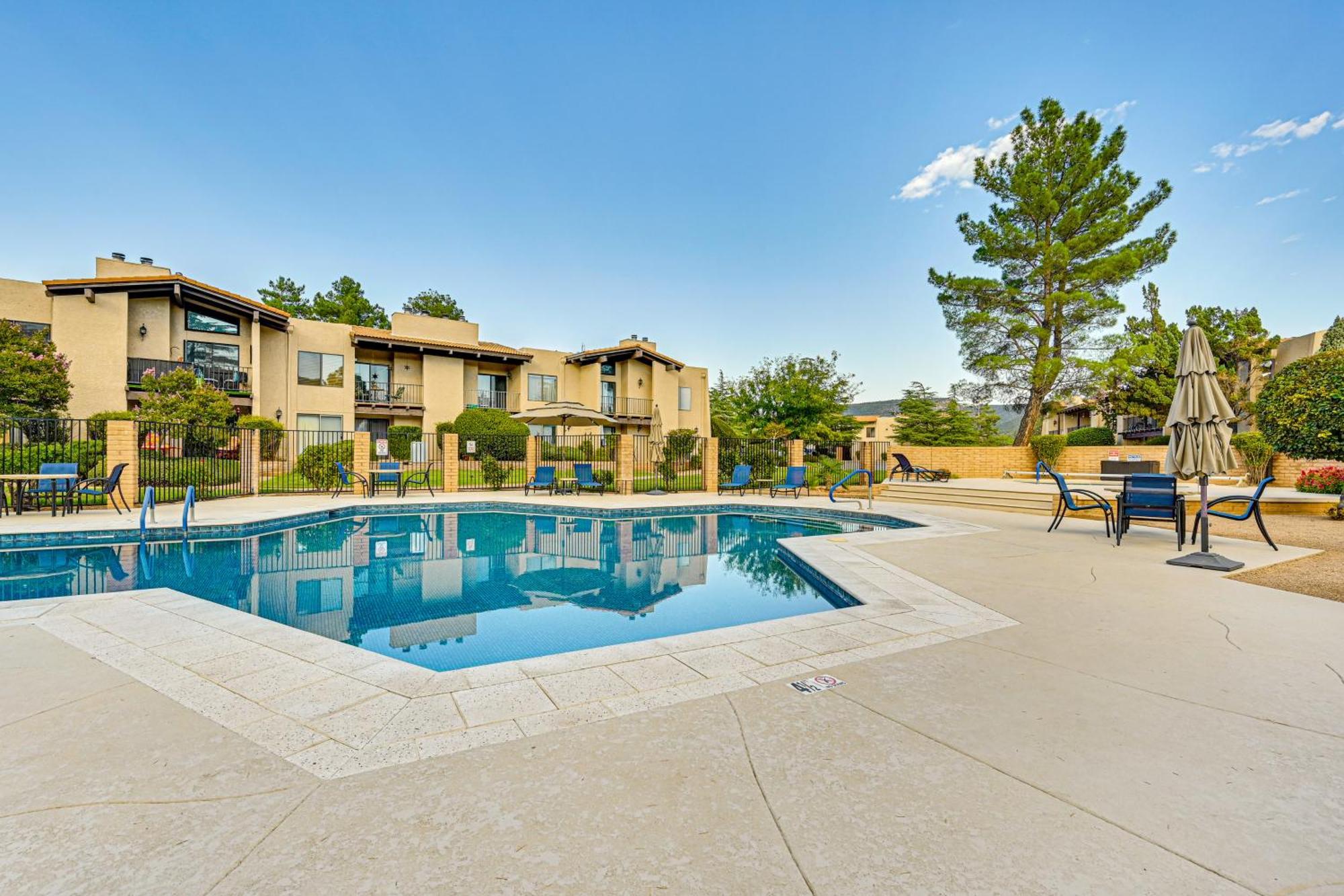 Peaceful Sedona Resort Retreat With Pool Access Buitenkant foto
