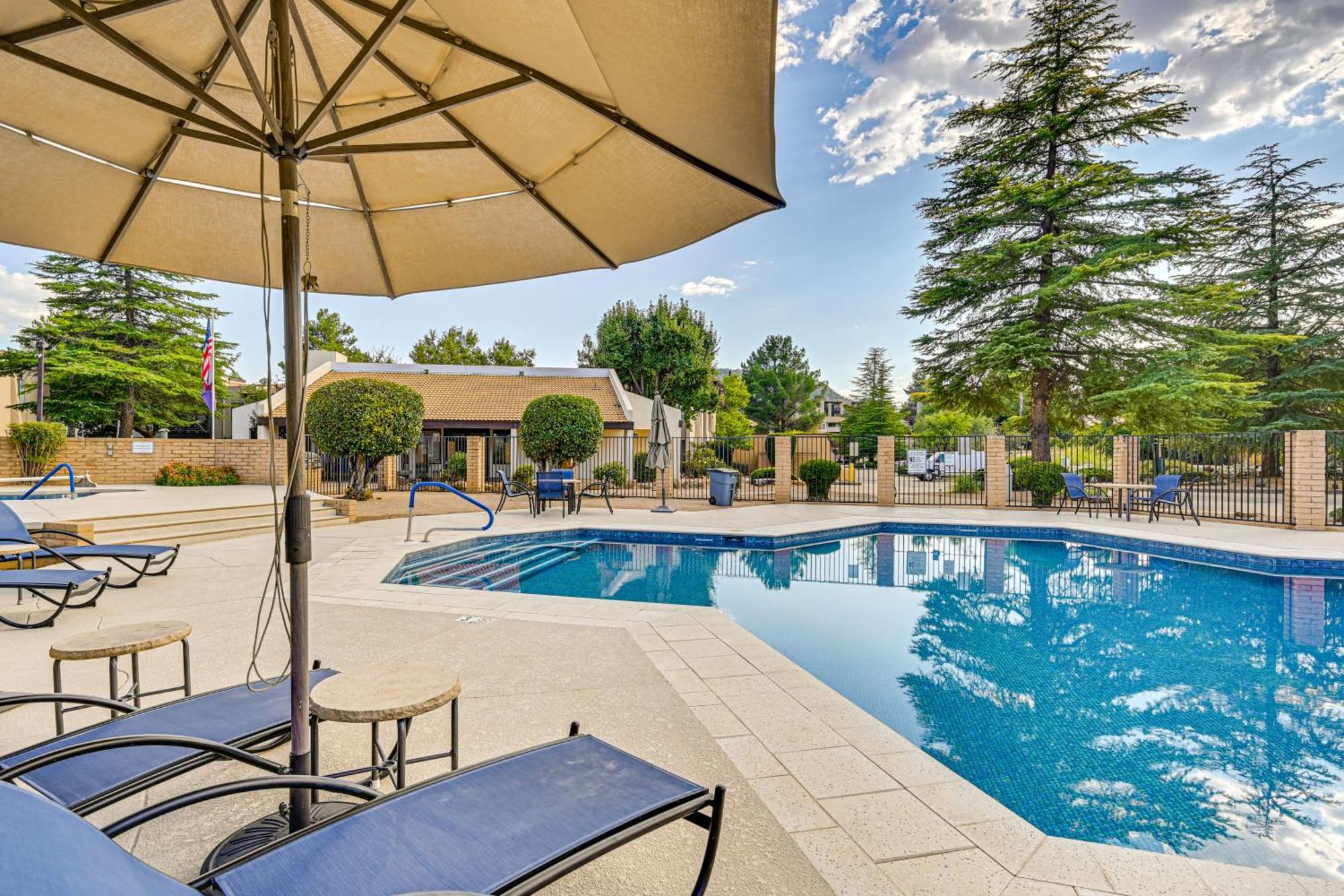 Peaceful Sedona Resort Retreat With Pool Access Buitenkant foto